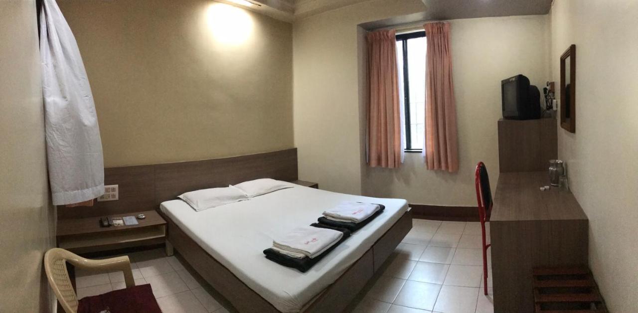 Hotel Satkar Cafeteria Belgaum Ngoại thất bức ảnh