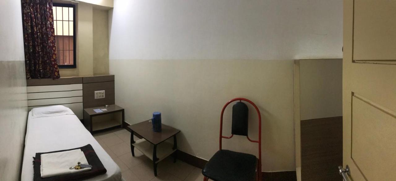 Hotel Satkar Cafeteria Belgaum Ngoại thất bức ảnh