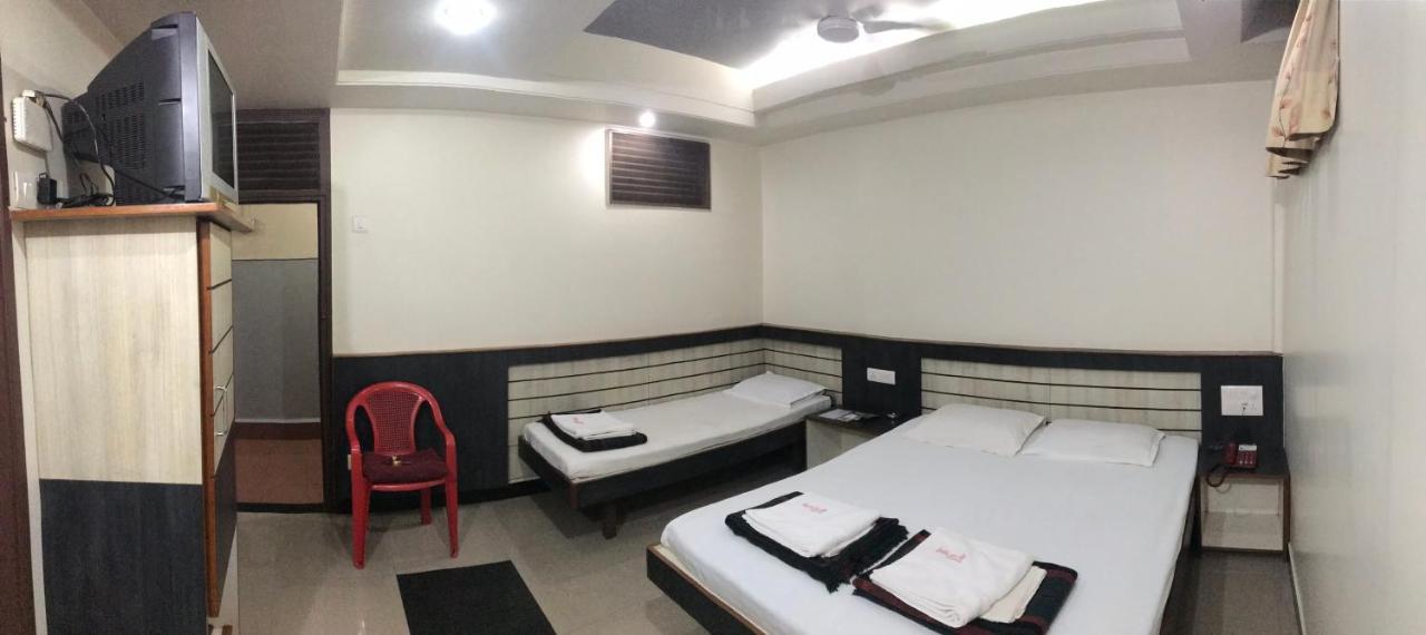 Hotel Satkar Cafeteria Belgaum Ngoại thất bức ảnh